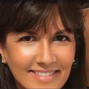 Meet your Posher, Pauline